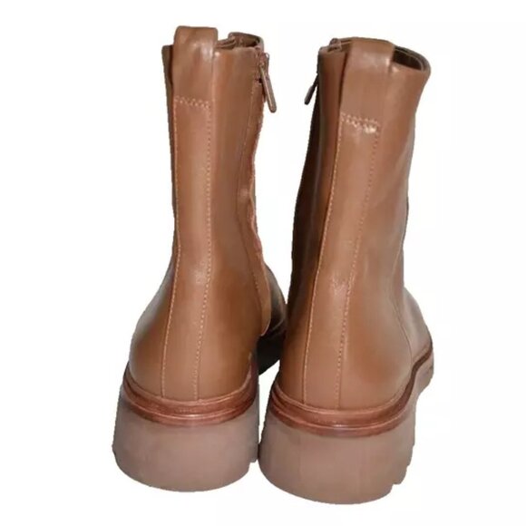 $450 Vince Remi Bootie LEATHER SLEEK CHUNKY WATER REPELLENT ZIP TAUPE 7.5 (MF22) - Picture 6 of 8